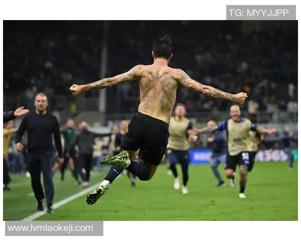 足球明星小腿纹身的独特故事与背后意义解析